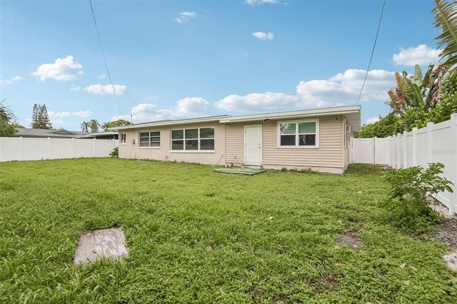 563 EASTVIEW ROAD, Largo, FL 33770