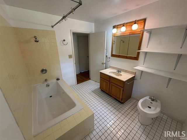 905 S Eastside Drive, Bloomington, IN 47401