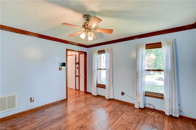 833 Copper Stone CIR, Chesapeake, VA 23320