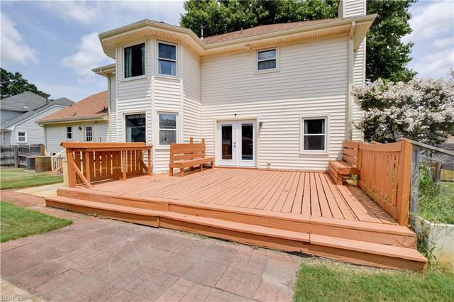 833 Copper Stone CIR, Chesapeake, VA 23320