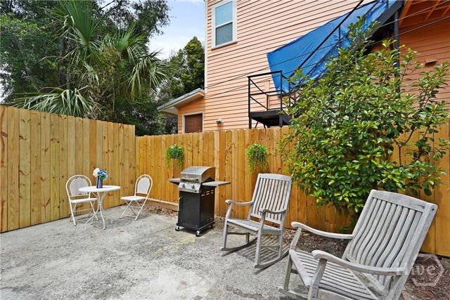 303 W 39th Street, Savannah, GA 31405