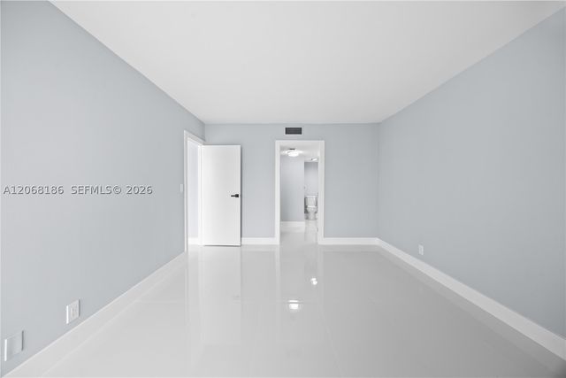 20335 W Country Club Dr 1905, Aventura, FL 33180