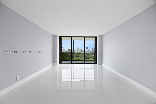 20335 W Country Club Dr 1905, Aventura, FL 33180