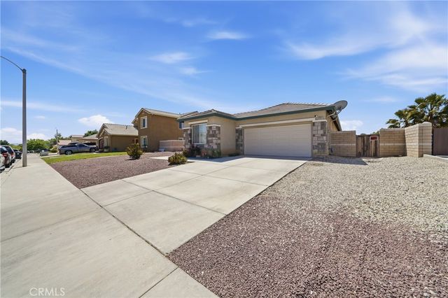 13767 Buttermilk, Victorville, CA 92392