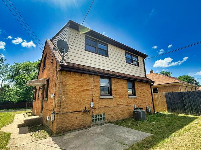 6352 W Medford AVENUE, Milwaukee, WI 53218