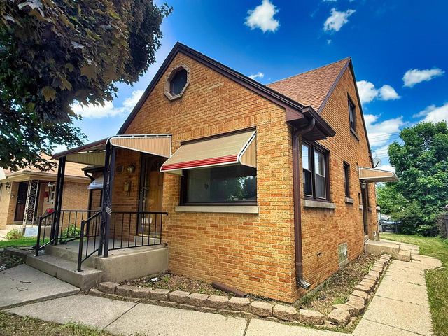 6352 W Medford AVENUE, Milwaukee, WI 53218
