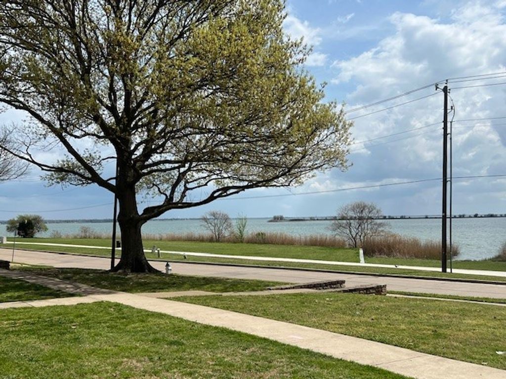 5905 Lake Hubbard Parkway 251, Garland, TX 75043