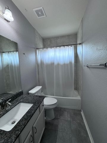 2820 Pranzo Lane, League City, TX 77573