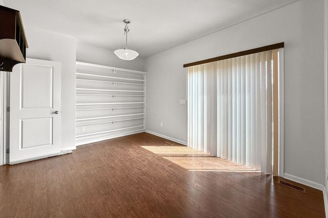 52 SE Booth Avenue, Waukee, IA 50263