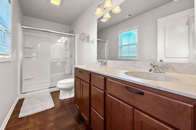 52 SE Booth Avenue, Waukee, IA 50263