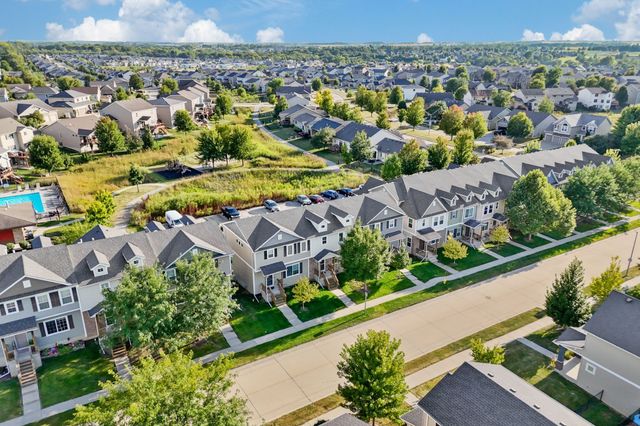 52 SE Booth Avenue, Waukee, IA 50263