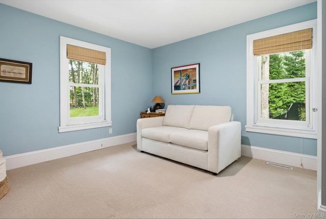 90 Lakeside Lane, Westhampton, NY 11977