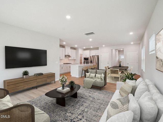 205 N Field Sparrow Way, Clayton, NC 27520