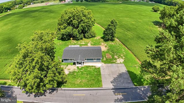 898 W EVENS RD, Viola, DE 19979
