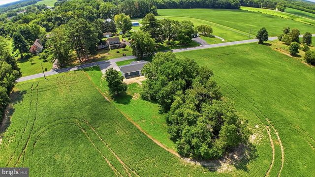 898 W EVENS RD, Viola, DE 19979
