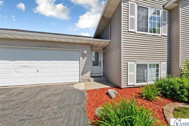 829 Tanager Road, Mankato, MN 56001