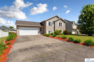 829 Tanager Road, Mankato, MN 56001