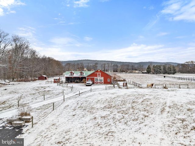 15157 PURCELLVILLE RD, Purcellville, VA 20132