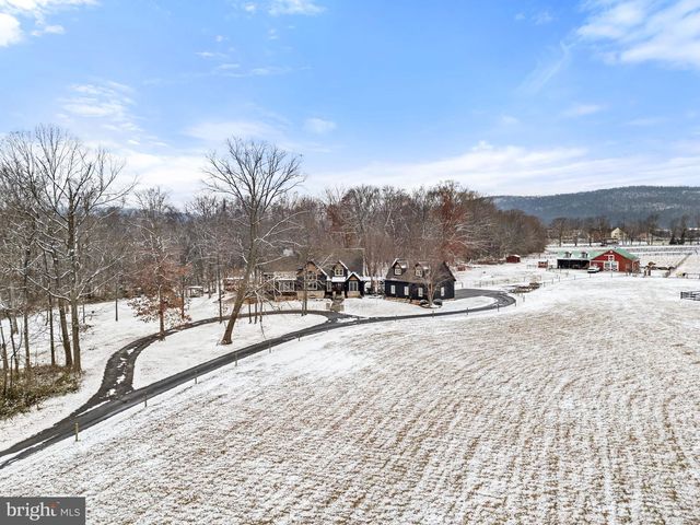 15157 PURCELLVILLE RD, Purcellville, VA 20132