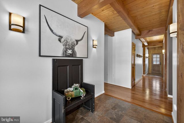 15157 PURCELLVILLE RD, Purcellville, VA 20132