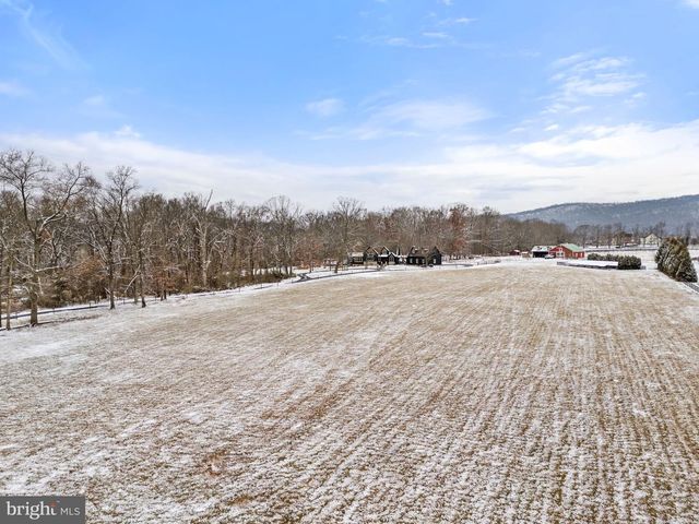 15157 PURCELLVILLE RD, Purcellville, VA 20132