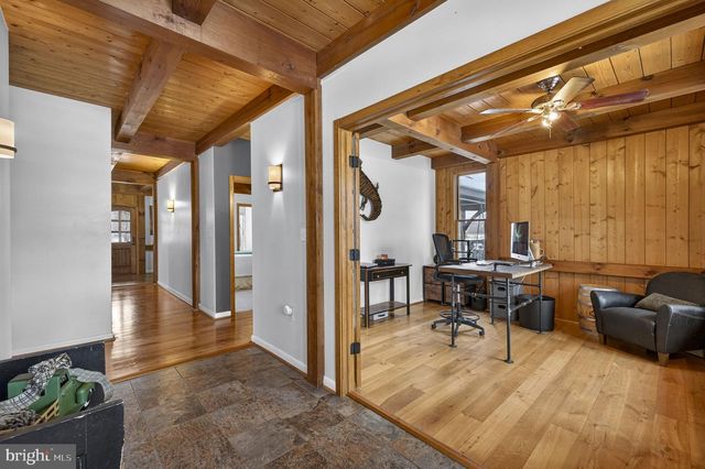 15157 PURCELLVILLE RD, Purcellville, VA 20132