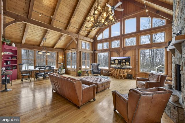 15157 PURCELLVILLE RD, Purcellville, VA 20132