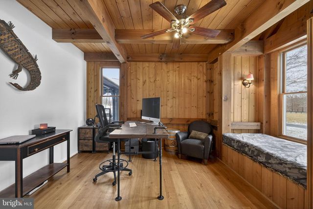 15157 PURCELLVILLE RD, Purcellville, VA 20132