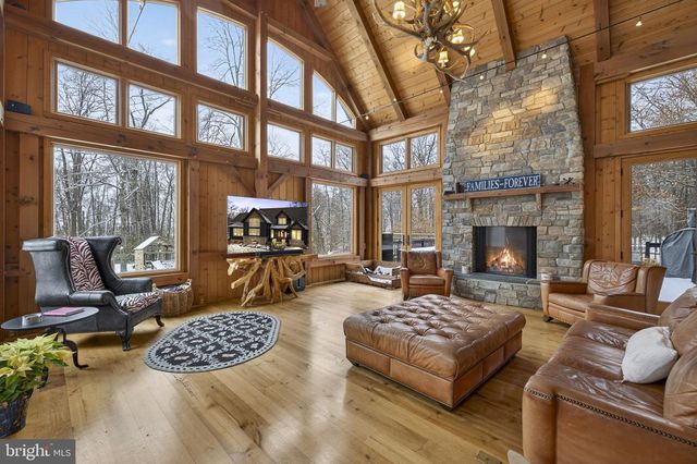 15157 PURCELLVILLE RD, Purcellville, VA 20132