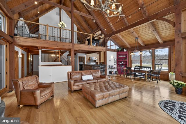15157 PURCELLVILLE RD, Purcellville, VA 20132
