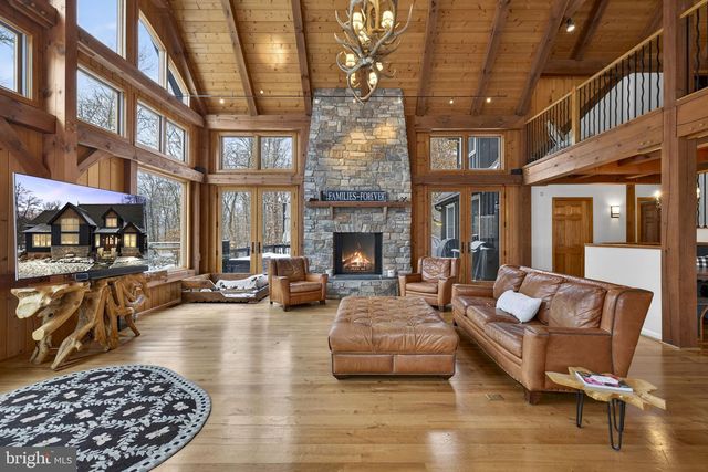 15157 PURCELLVILLE RD, Purcellville, VA 20132