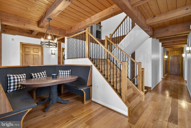 15157 PURCELLVILLE RD, Purcellville, VA 20132