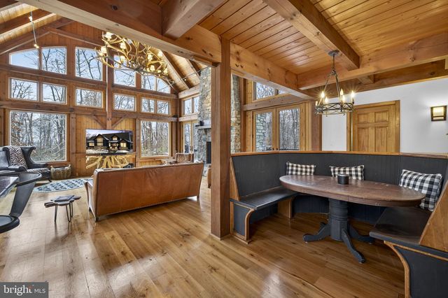 15157 PURCELLVILLE RD, Purcellville, VA 20132