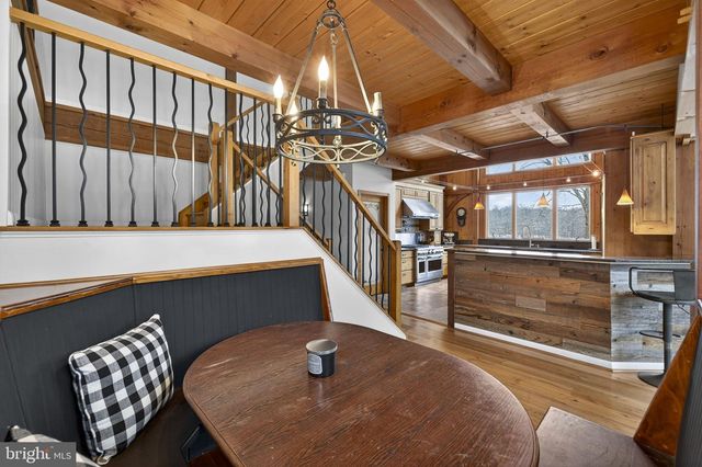 15157 PURCELLVILLE RD, Purcellville, VA 20132