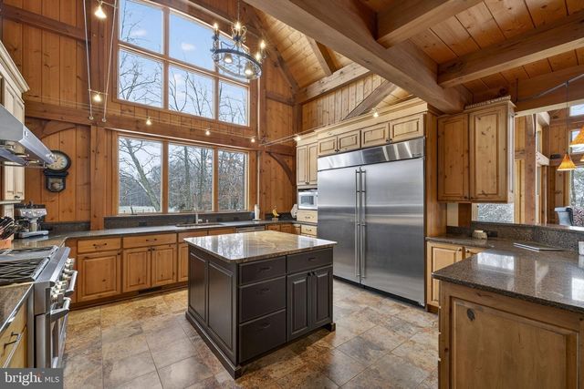 15157 PURCELLVILLE RD, Purcellville, VA 20132