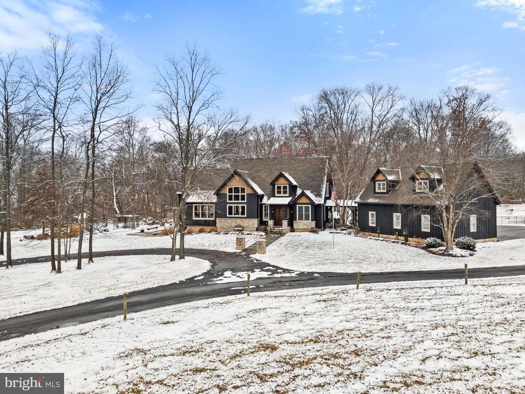 15157 PURCELLVILLE RD, Purcellville, VA 20132