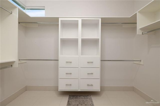 801 E Azucar Avenue, Pharr, TX 78577