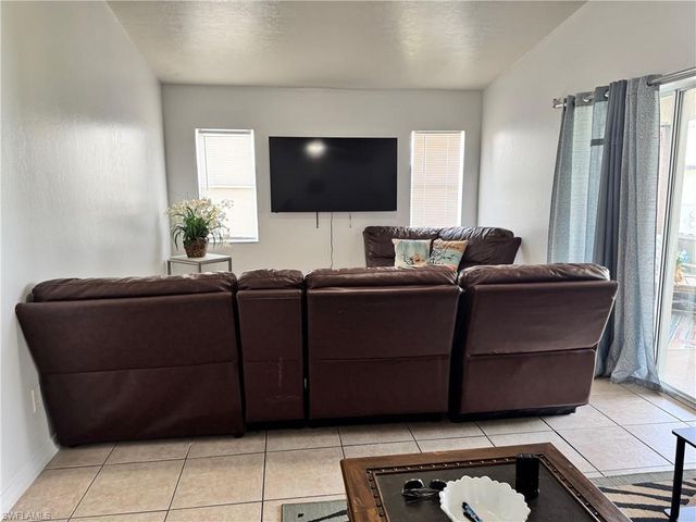 106-108 Cultural Park BLVD S, Cape Coral, FL 33990