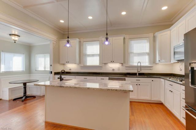 1051 Naval AVE, Portsmouth, VA 23704