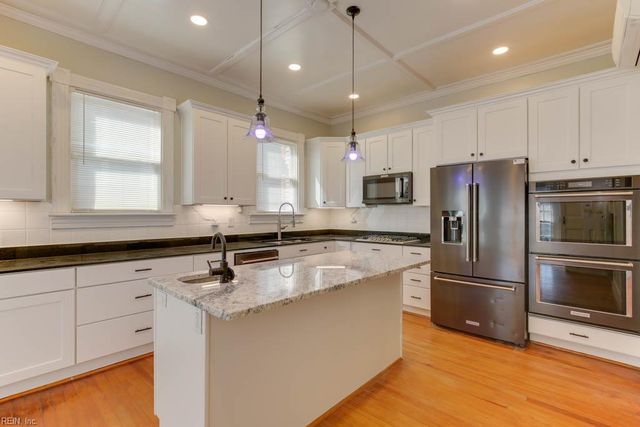 1051 Naval AVE, Portsmouth, VA 23704