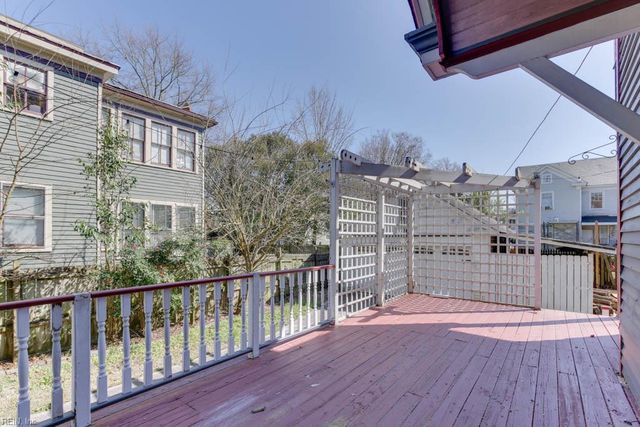 1051 Naval AVE, Portsmouth, VA 23704