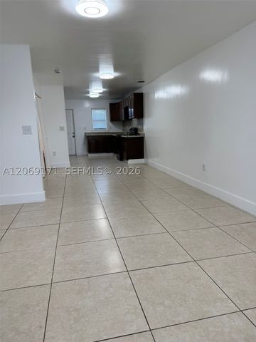 12040 SW 214th Ter 1, Miami, FL 33177