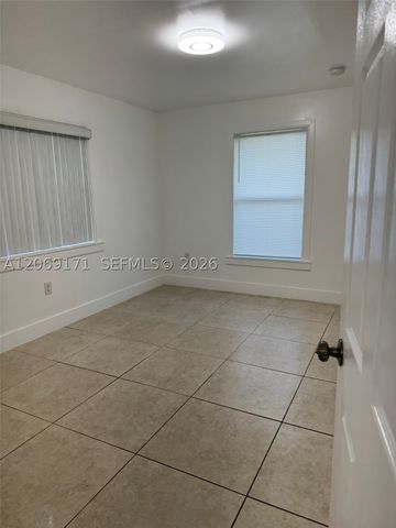 12040 SW 214th Ter 1, Miami, FL 33177