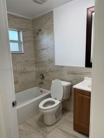12040 SW 214th Ter 1, Miami, FL 33177
