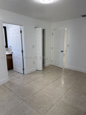 12040 SW 214th Ter 1, Miami, FL 33177