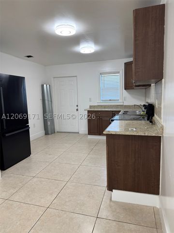 12040 SW 214th Ter 1, Miami, FL 33177