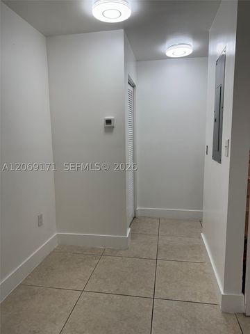 12040 SW 214th Ter 1, Miami, FL 33177