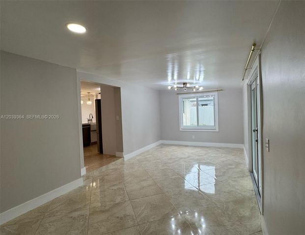 2181 SW 50th Ave, Fort Lauderdale, FL 33317
