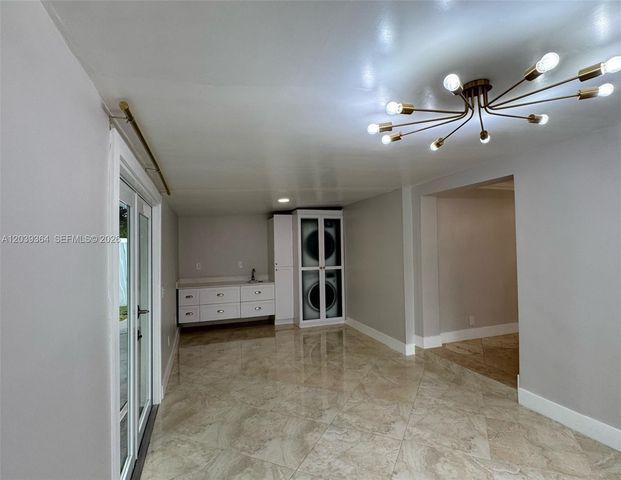 2181 SW 50th Ave, Fort Lauderdale, FL 33317