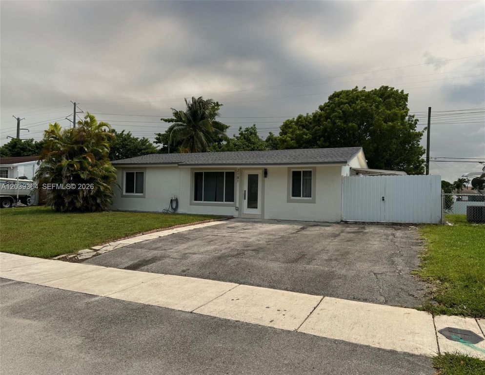 2181 SW 50th Ave, Fort Lauderdale, FL 33317